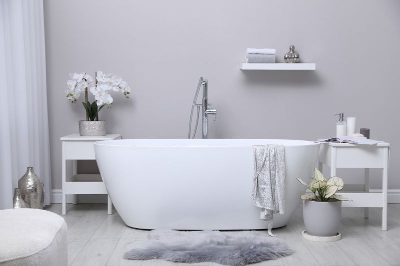 Vintage Freestanding Bathtub